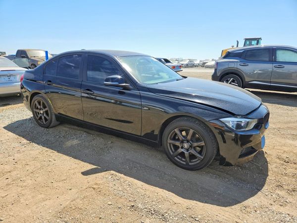 2016 BMW 320