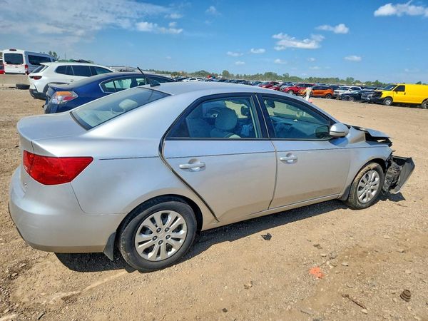2013 KIA FORTE EX