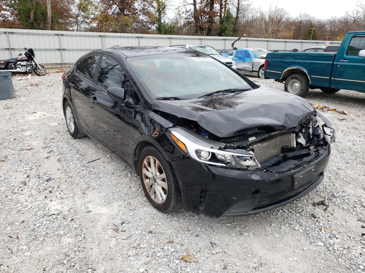2017 KIA FORTE