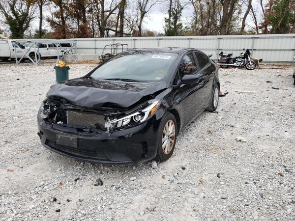 2017 KIA FORTE
