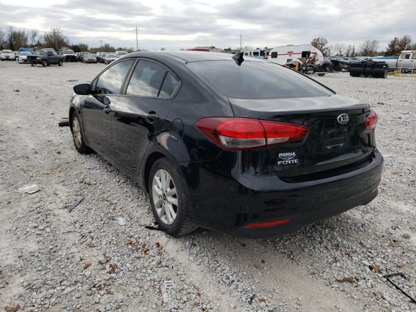 2017 KIA FORTE