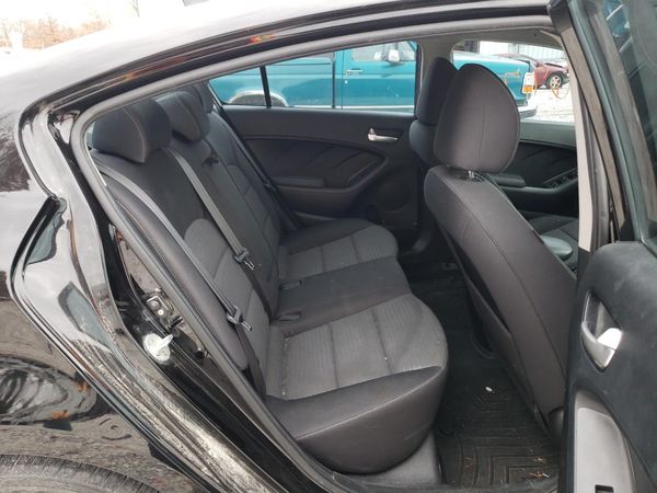 2017 KIA FORTE