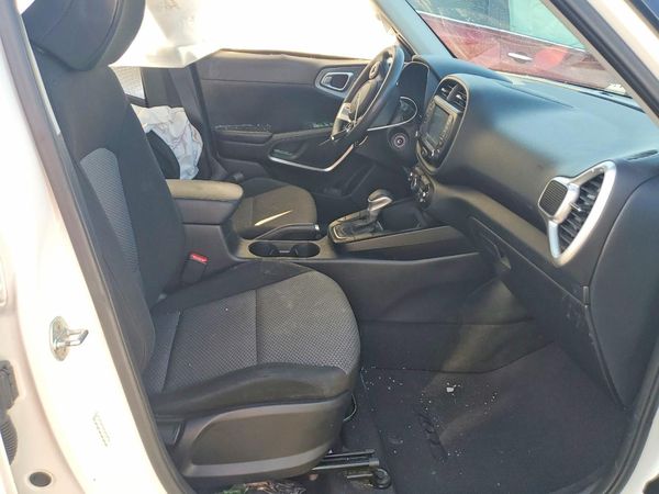 2021 KIA SOUL LX, S, X-Line