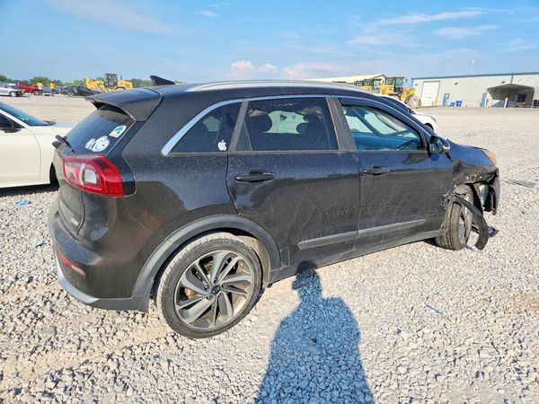 2017 KIA NIRO