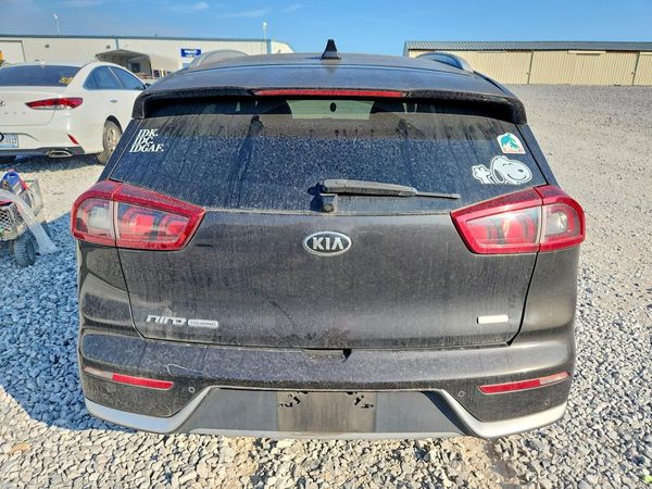 2017 KIA NIRO