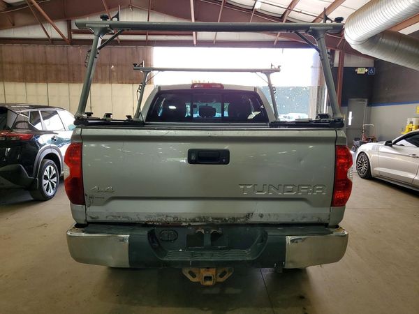 2015 TOYOTA TUNDRA SR5 Grade