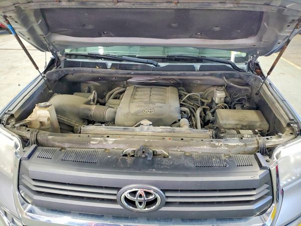 2015 TOYOTA TUNDRA SR5 Grade