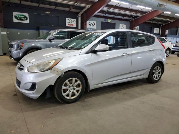 2012 HYUNDAI ACCENT