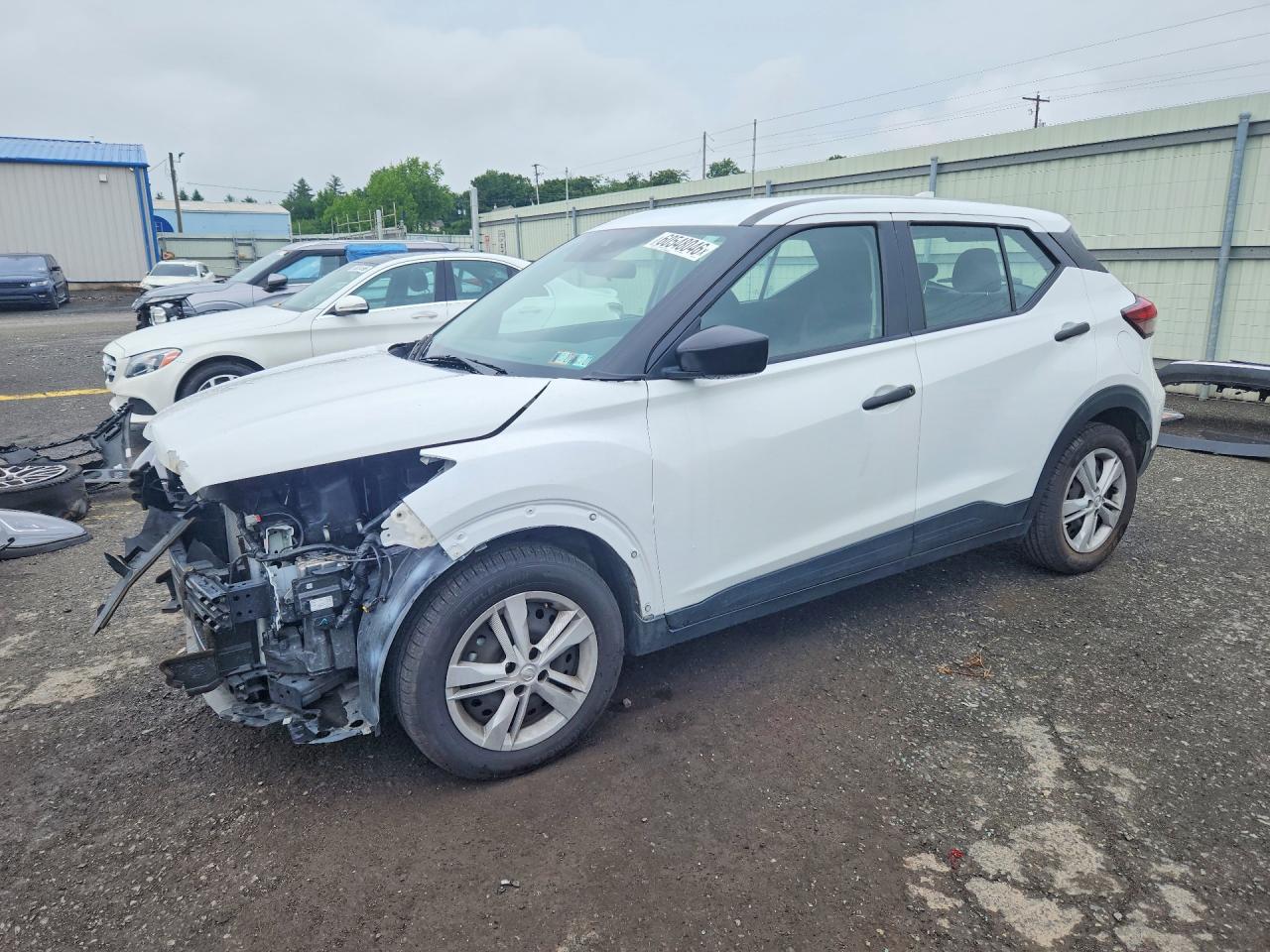 2024 NISSAN KICKS