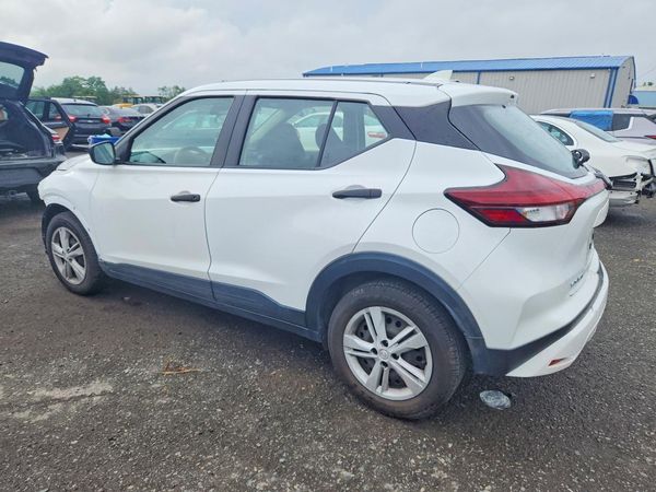 2024 NISSAN KICKS