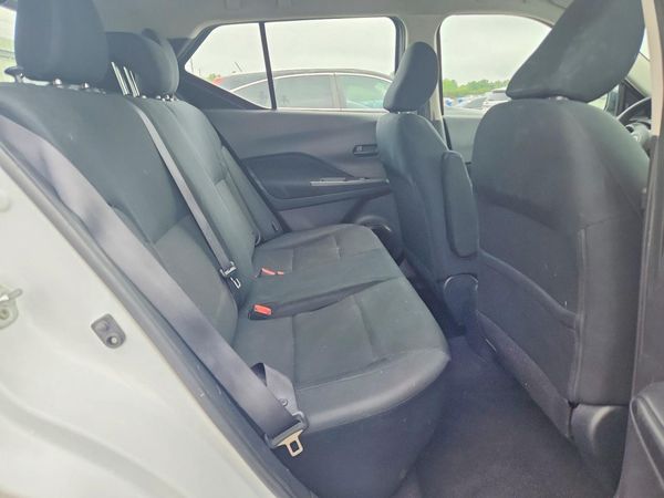 2024 NISSAN KICKS