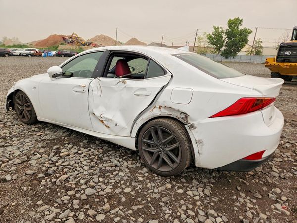2019 LEXUS IS