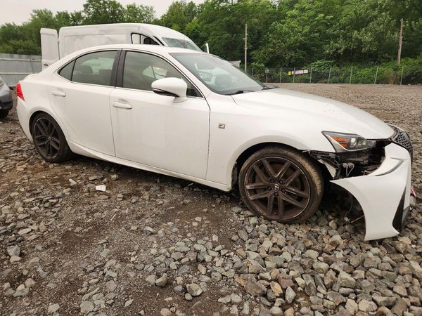 2019 LEXUS IS