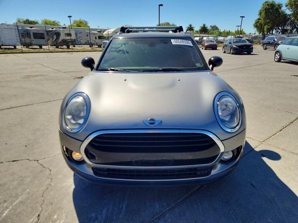 2017 MINI COOPER