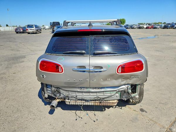 2017 MINI COOPER