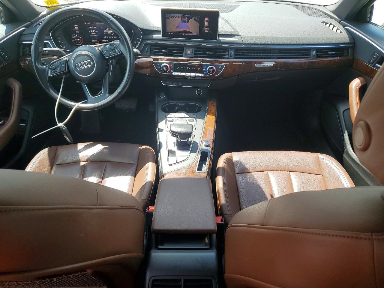 2017 AUDI A4 quattro Premium