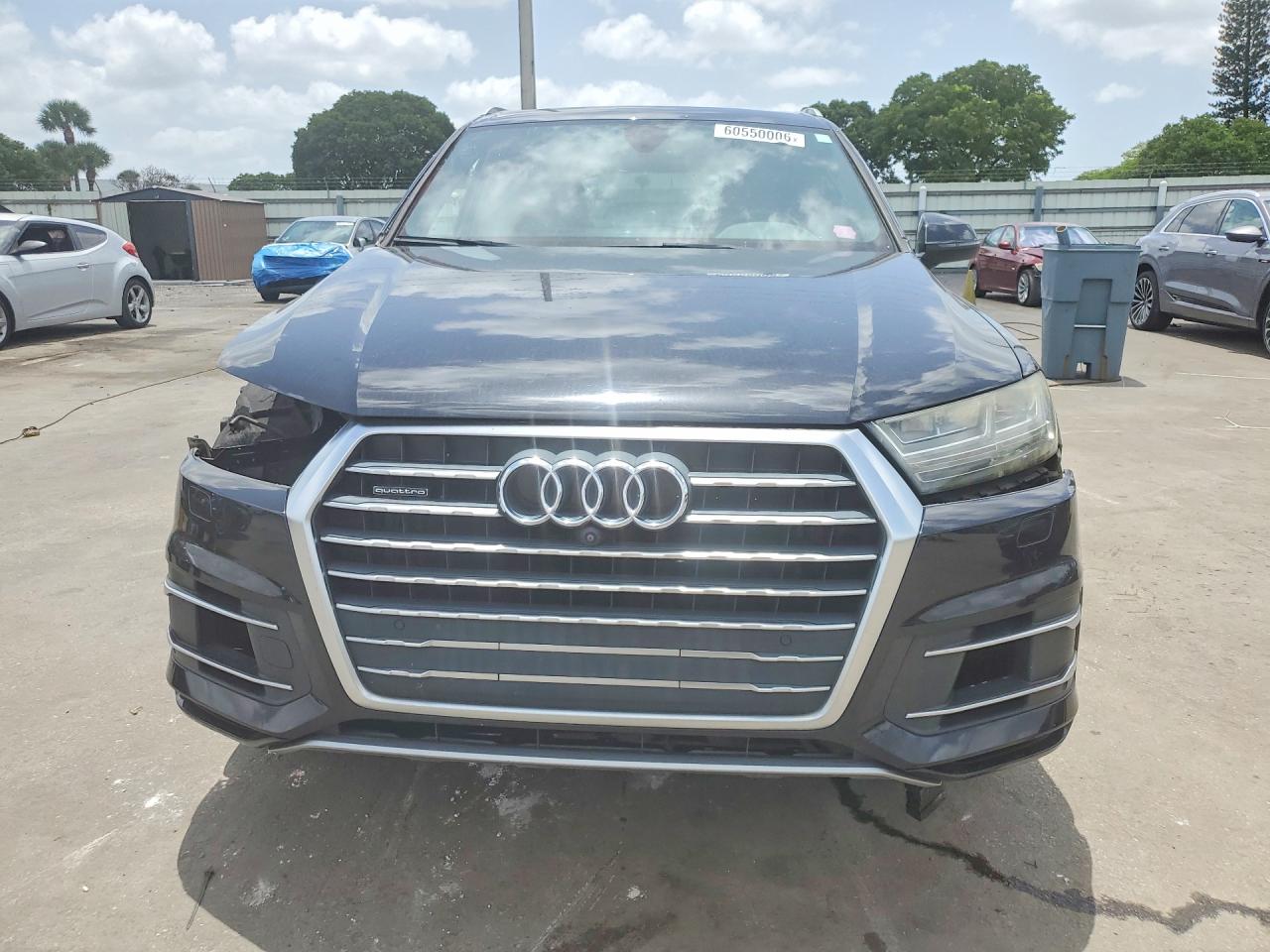 2017 AUDI Q7 quattro Premium Plus