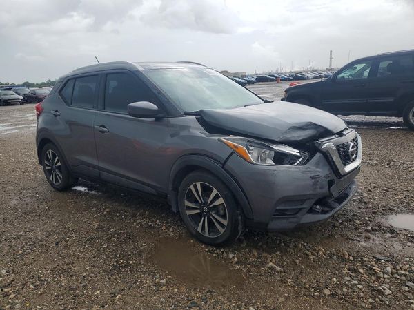 2019 NISSAN KICKS