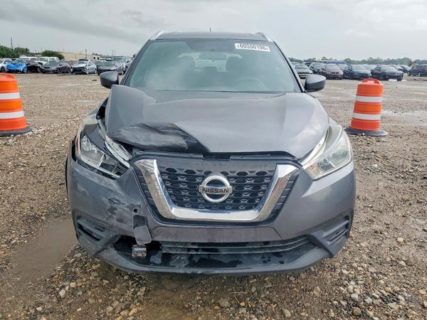 2019 NISSAN KICKS