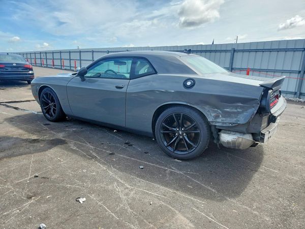 2017 DODGE CHALLENGER SXT