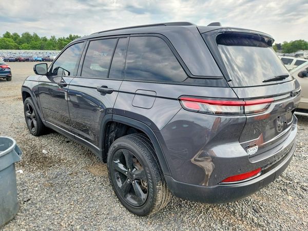 2023 JEEP GRAND CHEROKEE LAREDO 4X4