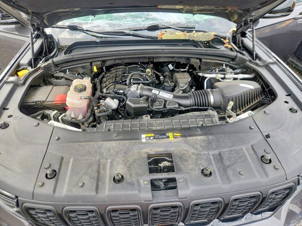 2023 JEEP GRAND CHEROKEE LAREDO 4X4