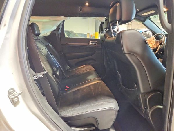 2018 JEEP GRAND CHEROKEE LAREDO 4X4