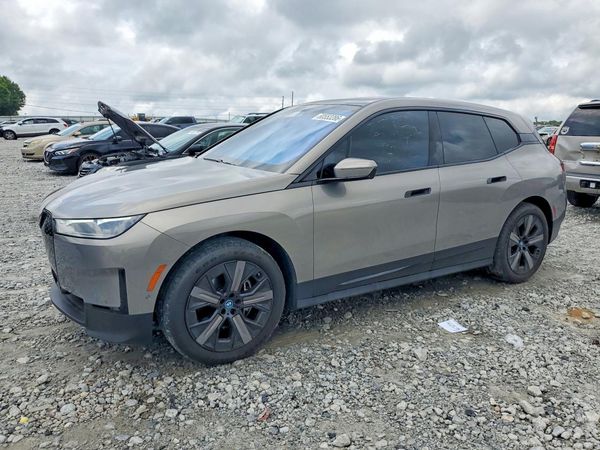 2024 BMW IX xDrive50