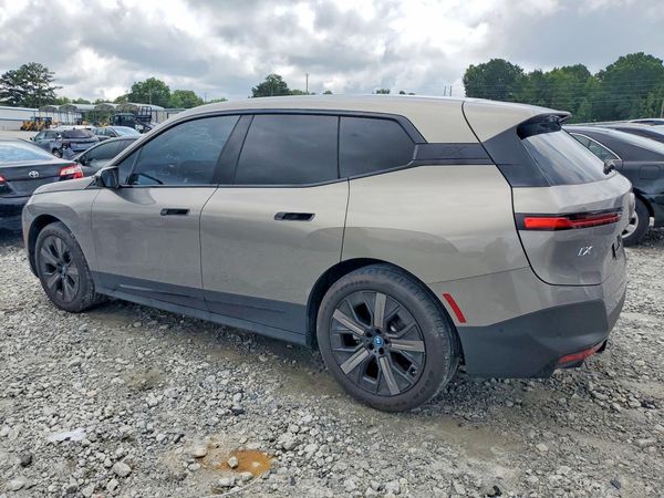 2024 BMW IX xDrive50