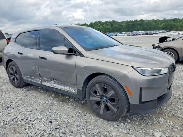 2024 BMW IX xDrive50