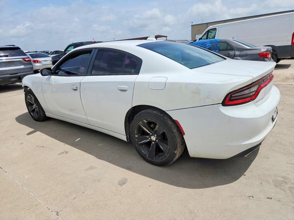 2016 DODGE CHARGER SXT