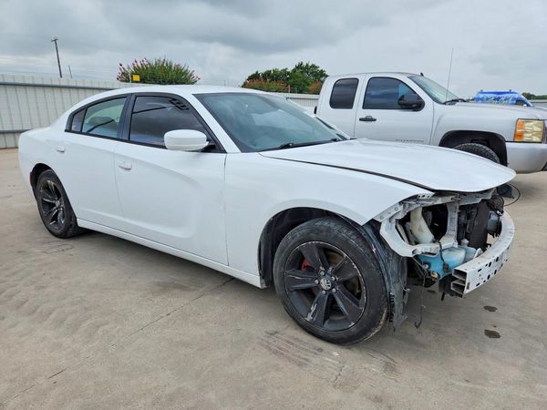 2016 DODGE CHARGER SXT