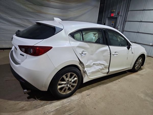 2015 MAZDA 3