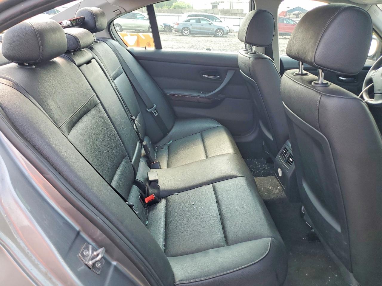 2011 BMW 328 SA