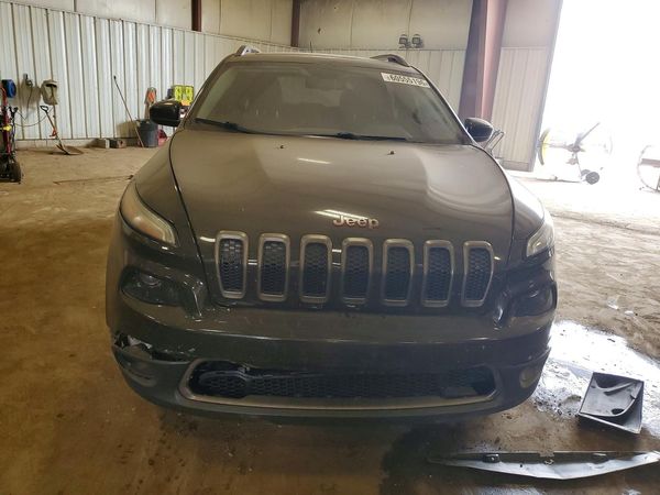 2016 JEEP CHEROKEE LATITUDE 4X4
