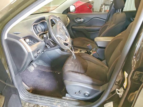 2016 JEEP CHEROKEE LATITUDE 4X4