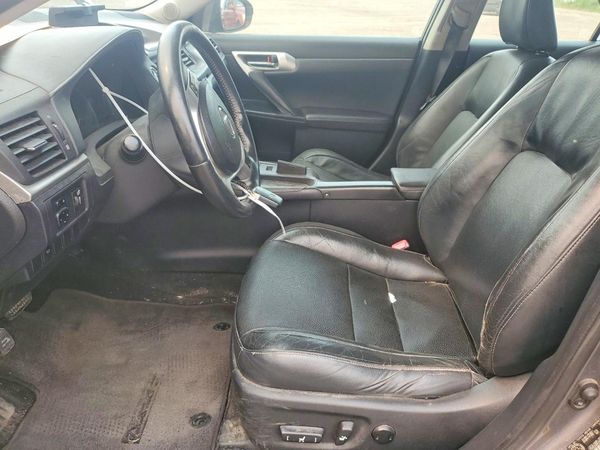 2012 LEXUS CT 200h