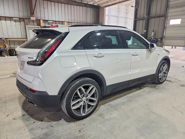 2019 CADILLAC XT4 Sport