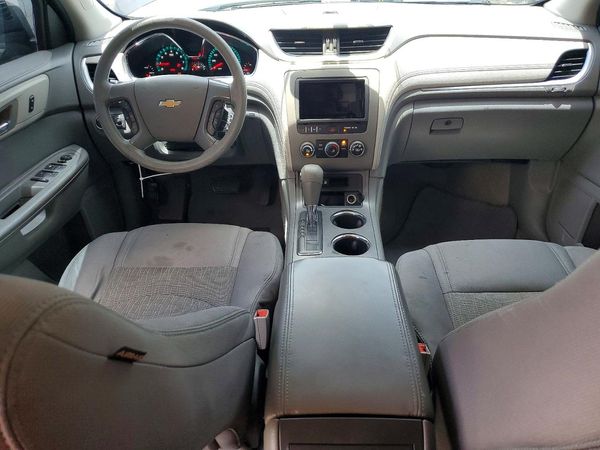 2014 CHEVROLET TRAVERSE LS