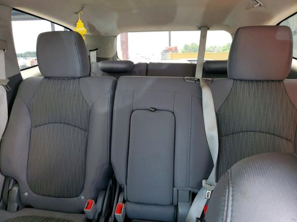 2014 CHEVROLET TRAVERSE LS
