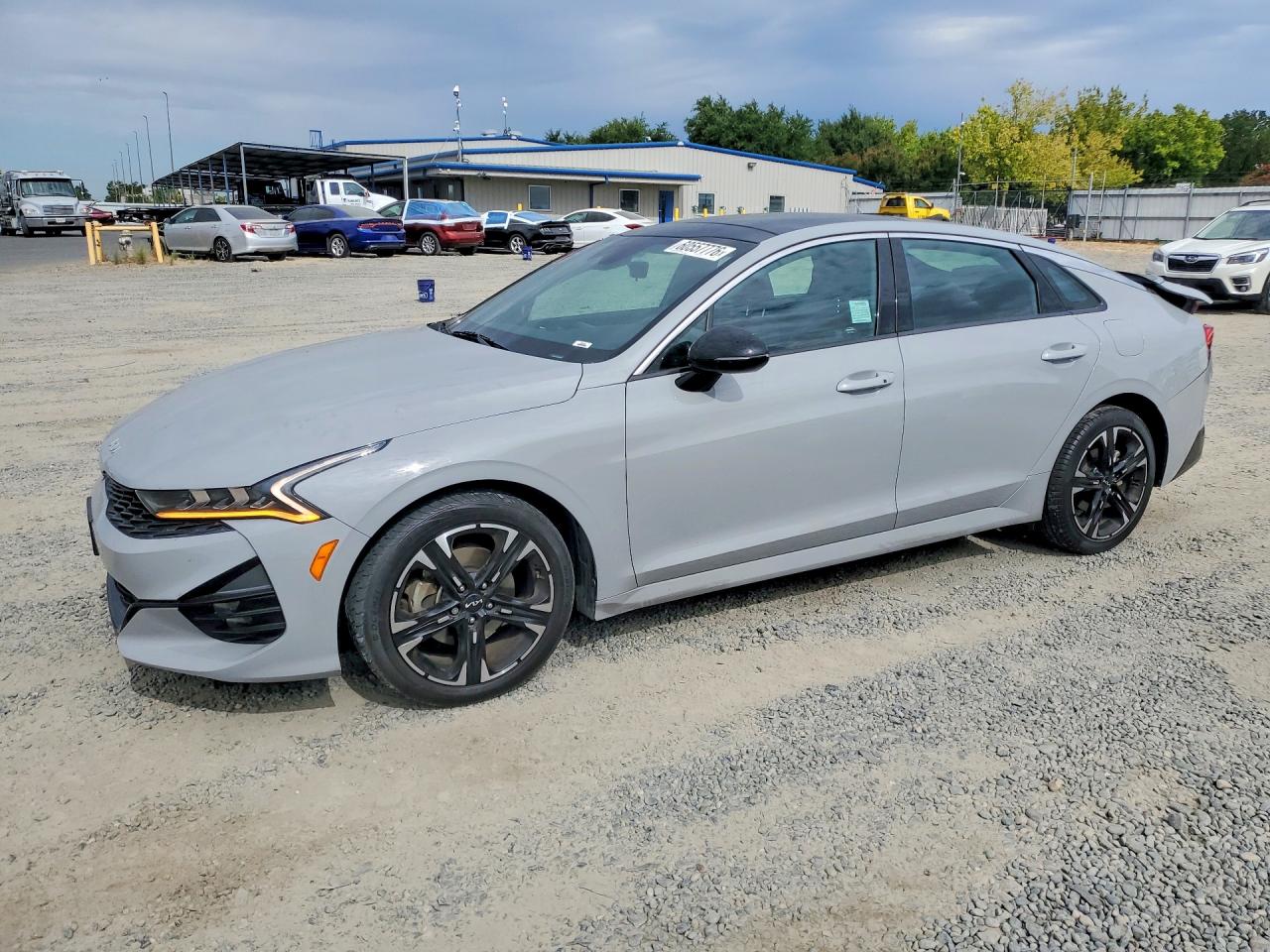 2022 KIA K5 GT-Line