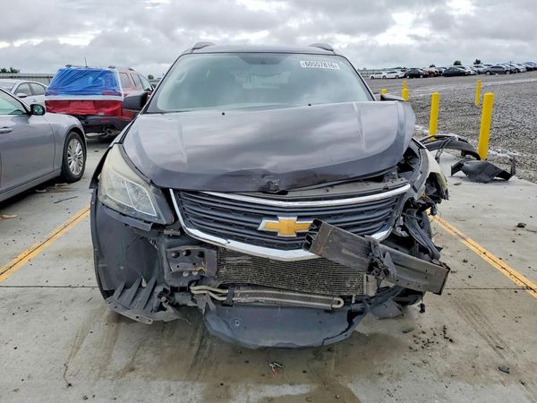 2017 CHEVROLET TRAVERSE LS