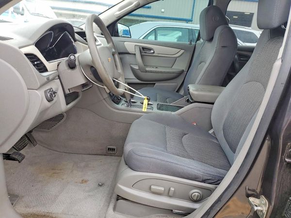 2017 CHEVROLET TRAVERSE LS