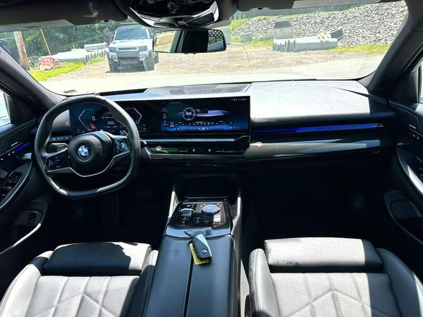 2026 BMW 530