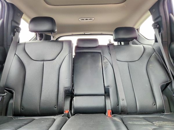 2022 HYUNDAI SANTA FE SEL w/ Premium Pkg