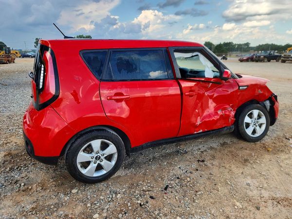 2019 KIA SOUL Base