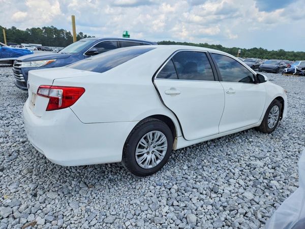 2013 TOYOTA CAMRY