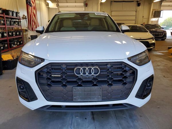 2022 AUDI Q5