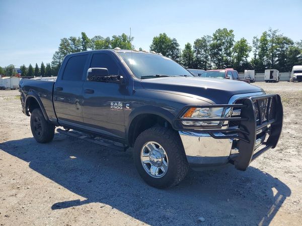 2018 RAM 2500 ST