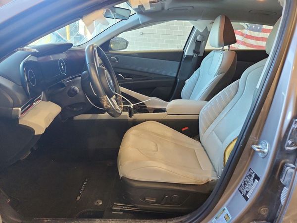 2023 HYUNDAI ELANTRA